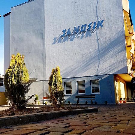 Hotel O.W.W Janosik Ustronie Morskie Exteriér fotografie